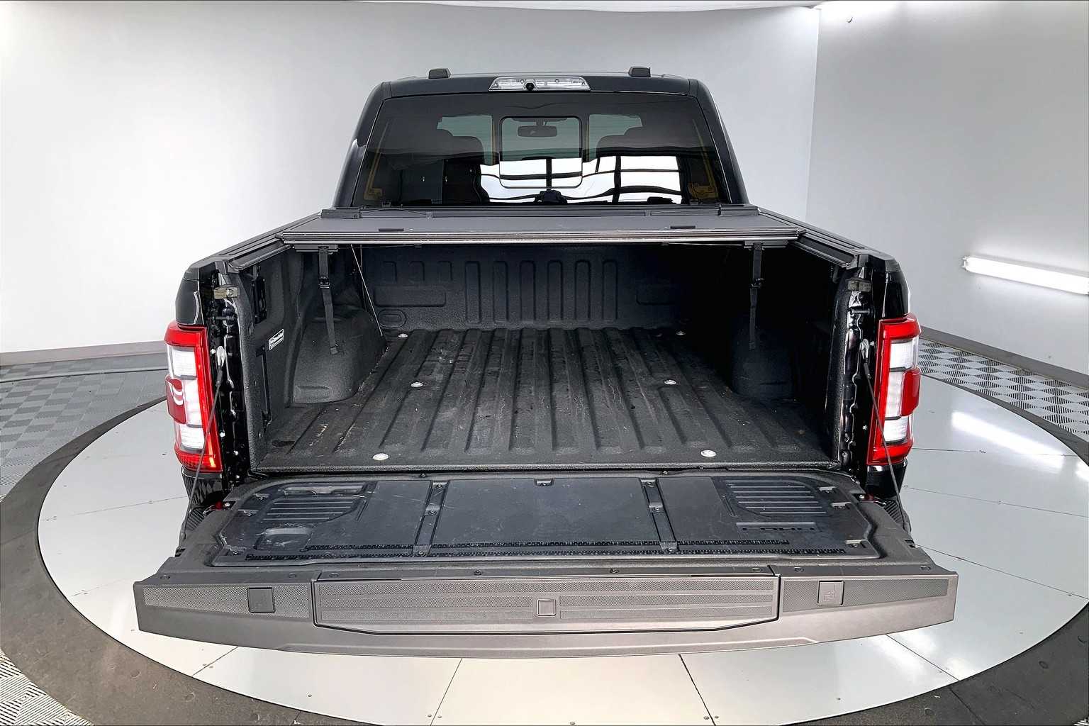 Thumbnail: 2023 Ford F-150 - 19