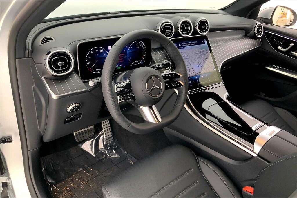 New 2025 Mercedes-Benz GLC 350e 4MATIC SUV