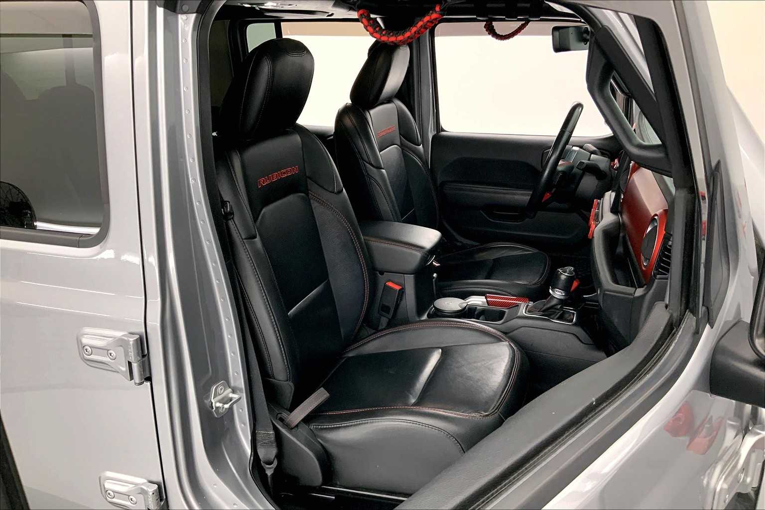 Thumbnail: 2020 Jeep Gladiator - 14