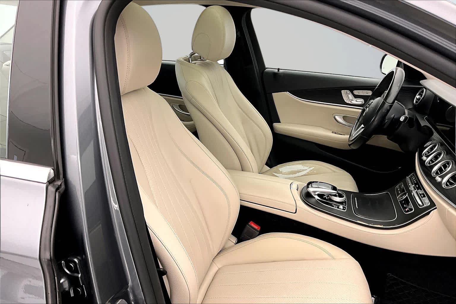 Thumbnail: 2019 Mercedes-Benz E-Class - 14