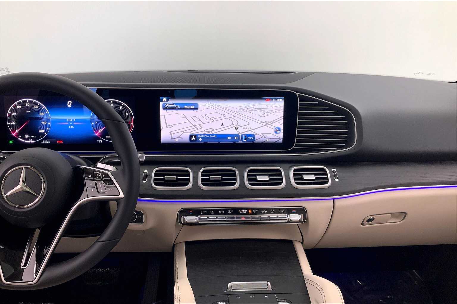 Thumbnail: 2025 Mercedes-Benz GLE - 16