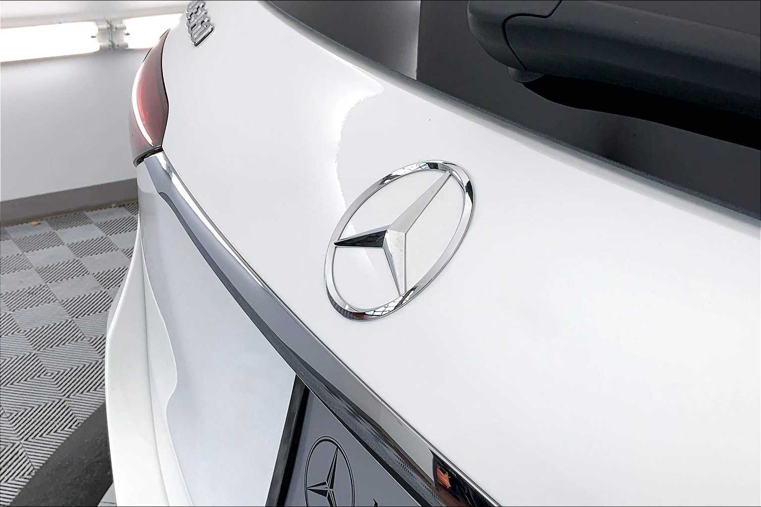 Thumbnail: 2025 Mercedes-Benz GLE - 22