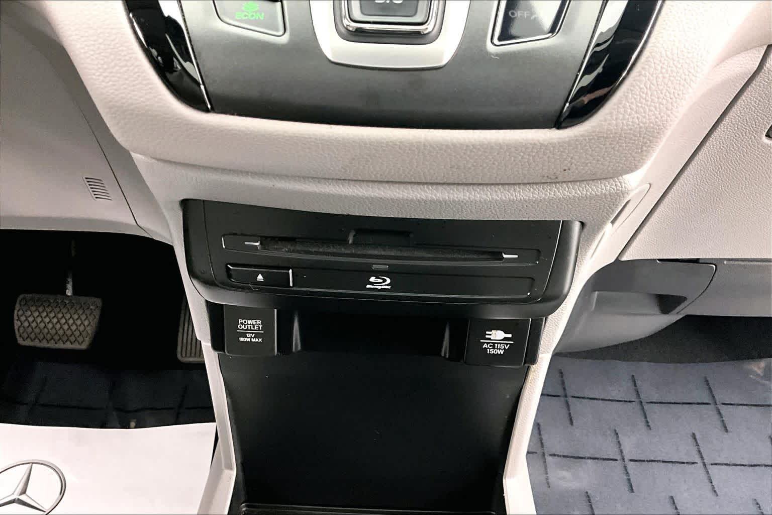 Thumbnail: 2019 Honda Odyssey - 26