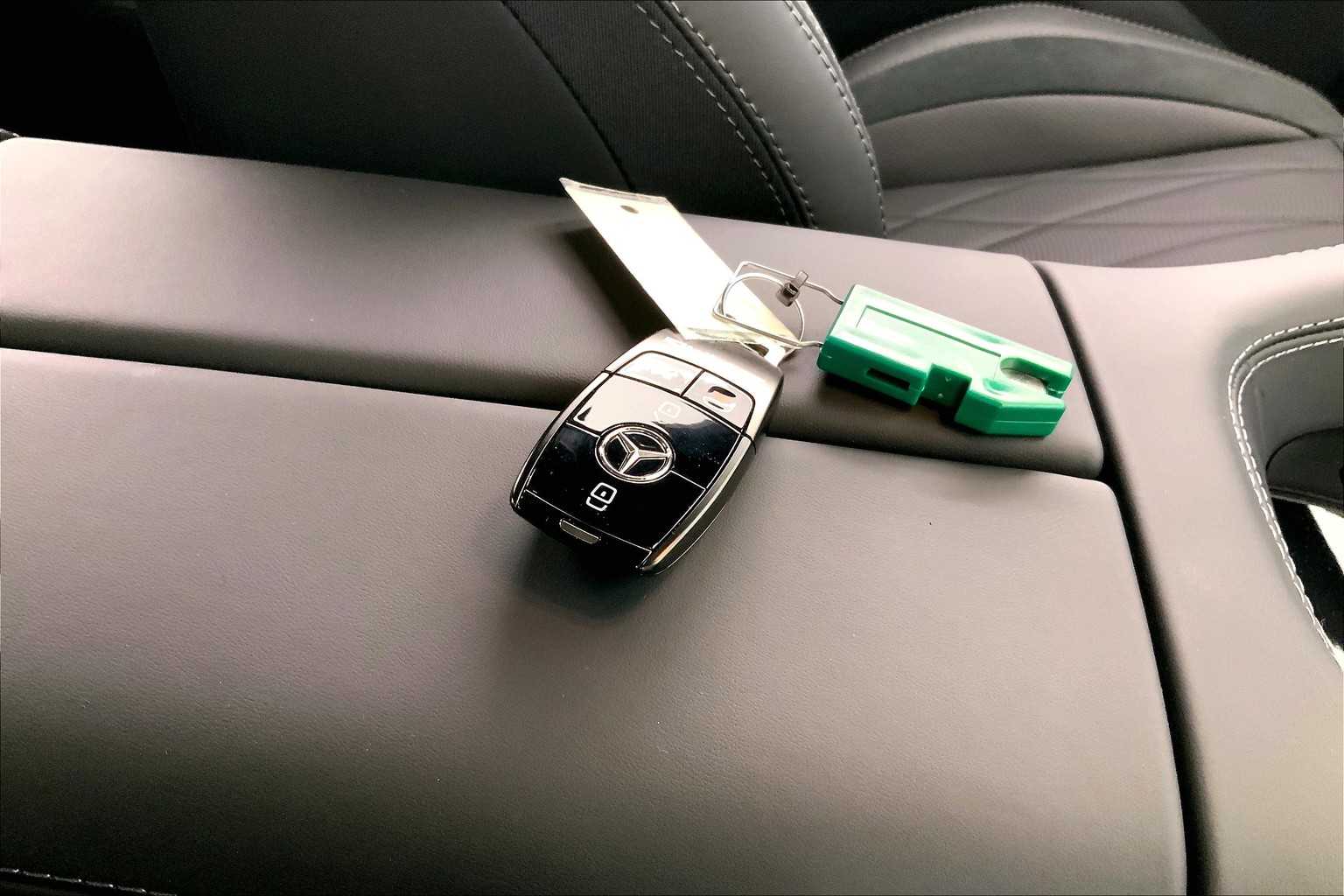 Thumbnail: 2025 Mercedes-Benz GL-Class - 20