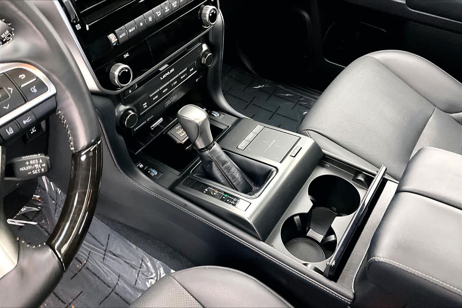 Thumbnail: 2023 Lexus GX - 17