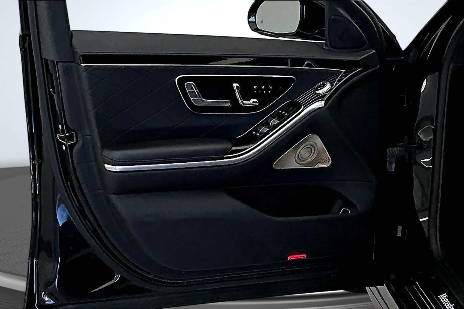 Thumbnail: 2021 Mercedes-Benz S-Class - 22