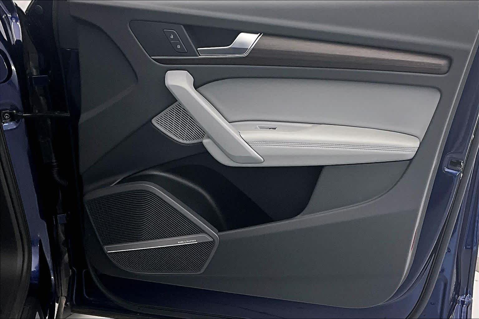 Thumbnail: 2023 Audi Q5 - 24