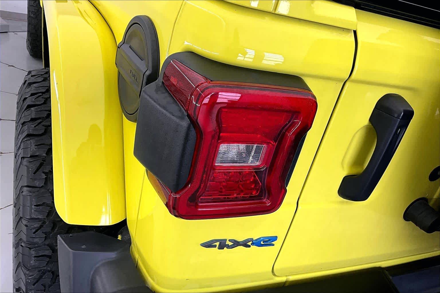 Thumbnail: 2023 Jeep Wrangler - 24