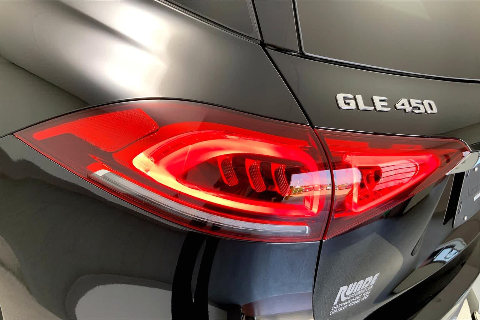 Thumbnail: 2020 Mercedes-Benz GLE - 28