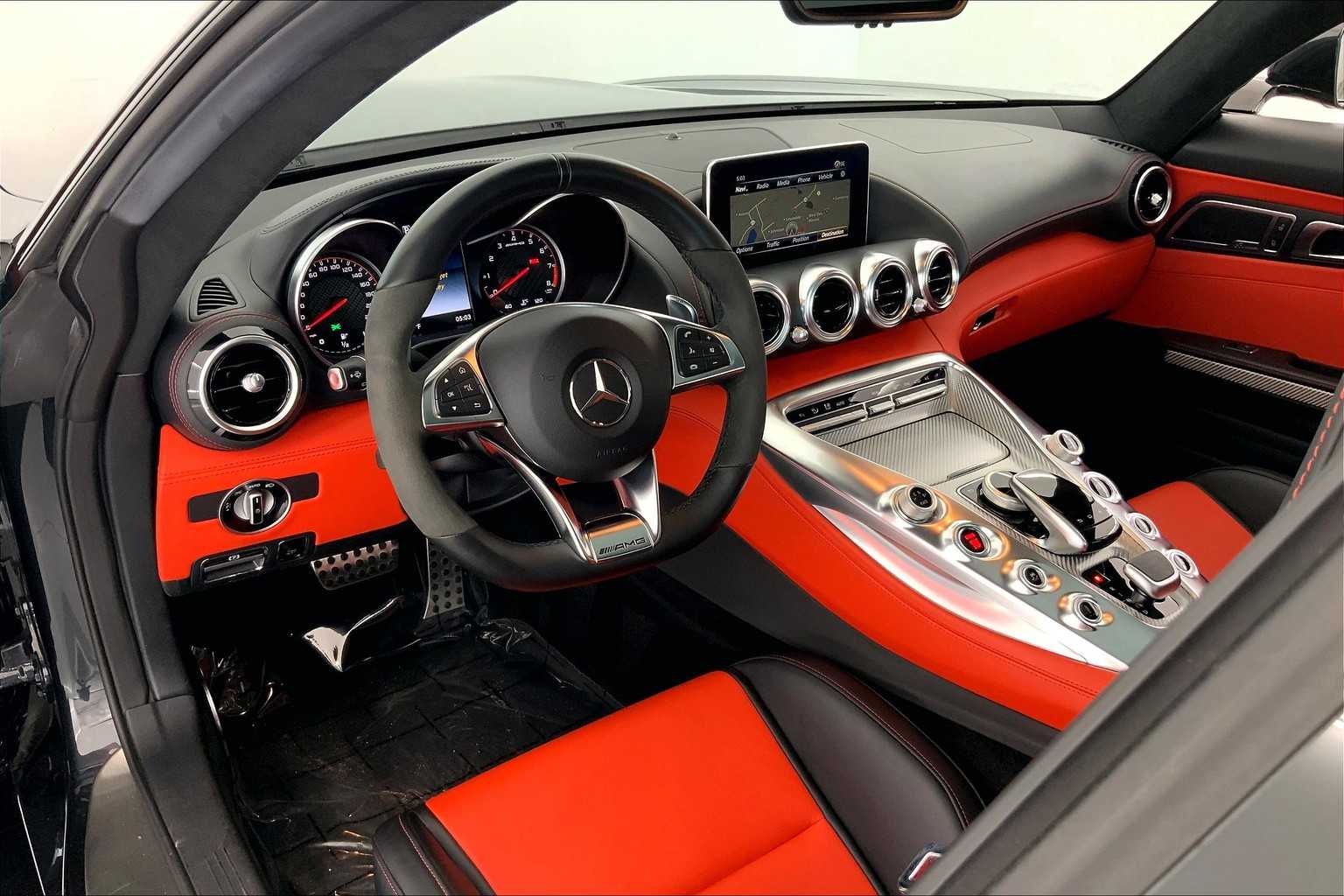 Thumbnail: 2016 Mercedes-Benz AMG GT - 10