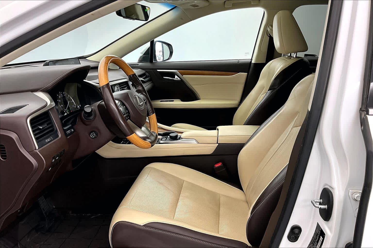 Thumbnail: 2018 Lexus RX - 11