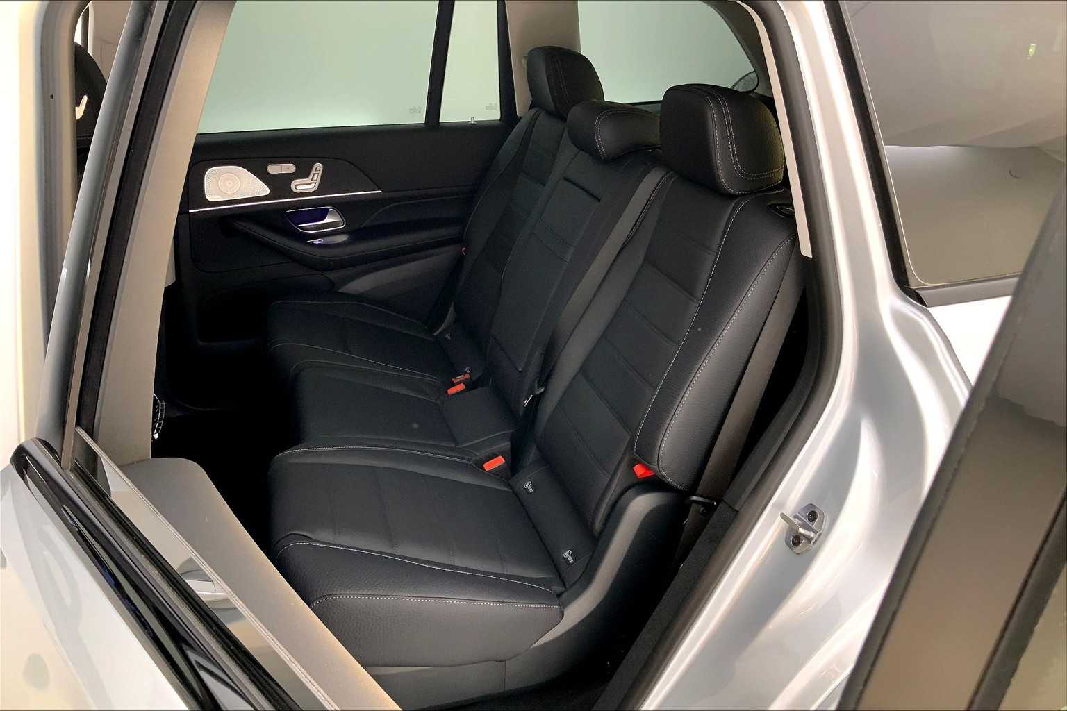 Thumbnail: 2026 Mercedes-Benz GLS - 13