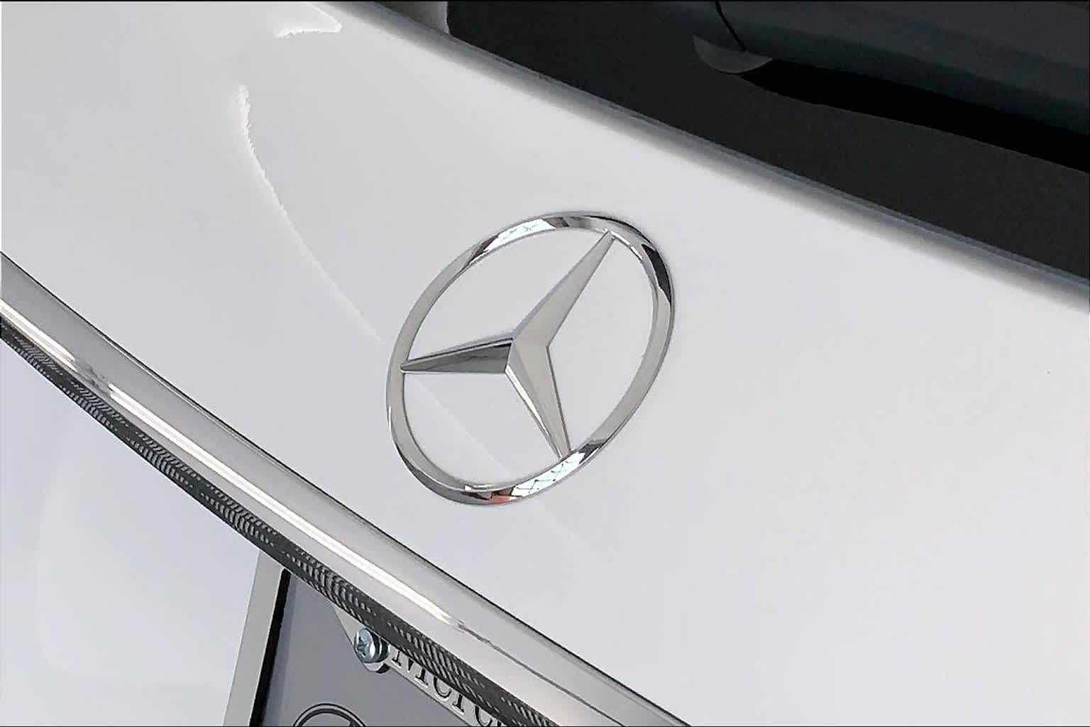 Thumbnail: 2025 Mercedes-Benz GL-Class - 20