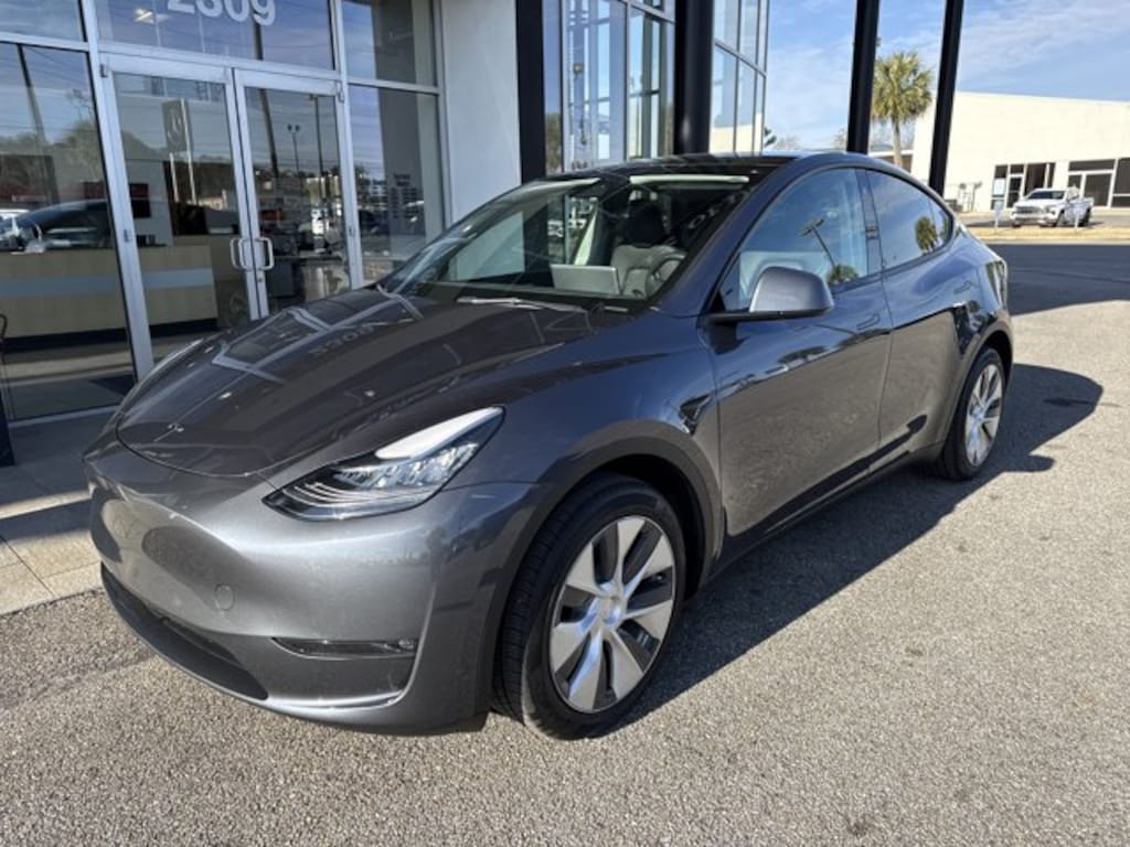 Used 2023 Tesla Model Y Long Range SUV