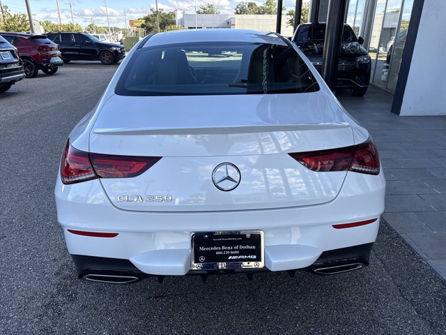 2022 Mercedes Benz CLA 250 photo 3