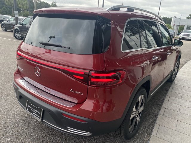 2024 Mercedes Benz EQB 300 4MATIC photo 4