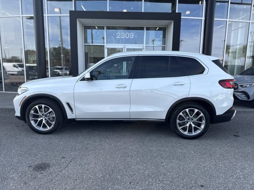 Used 2021 BMW X5 xDrive40i SUV