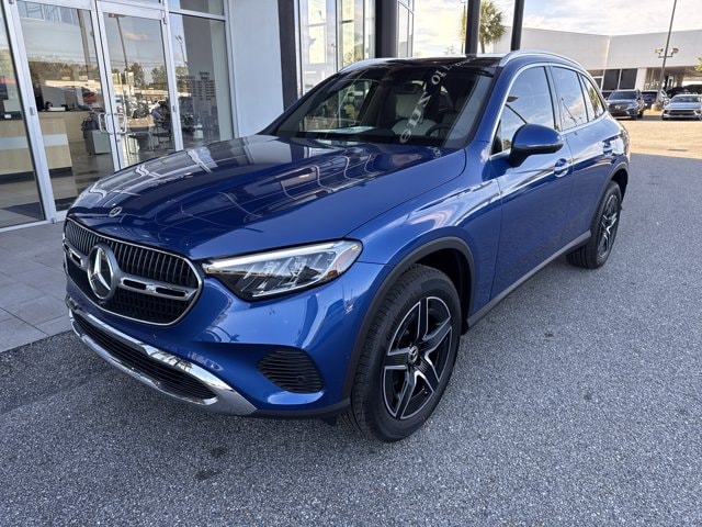 2026 Mercedes-Benz GLC Base's photo