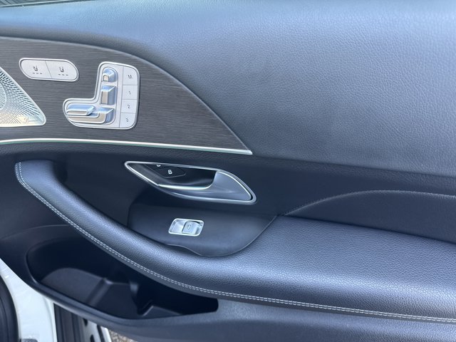 2022 Mercedes-Benz GLS GLS450 - Photo 17