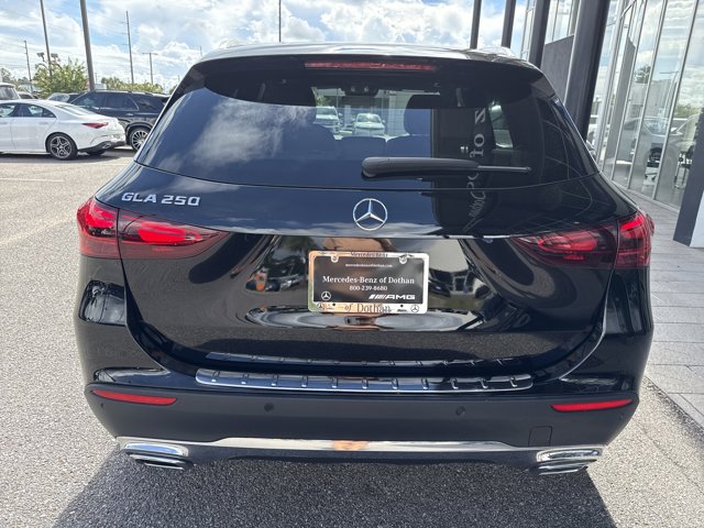 2024 Mercedes Benz GLA 250 photo 3