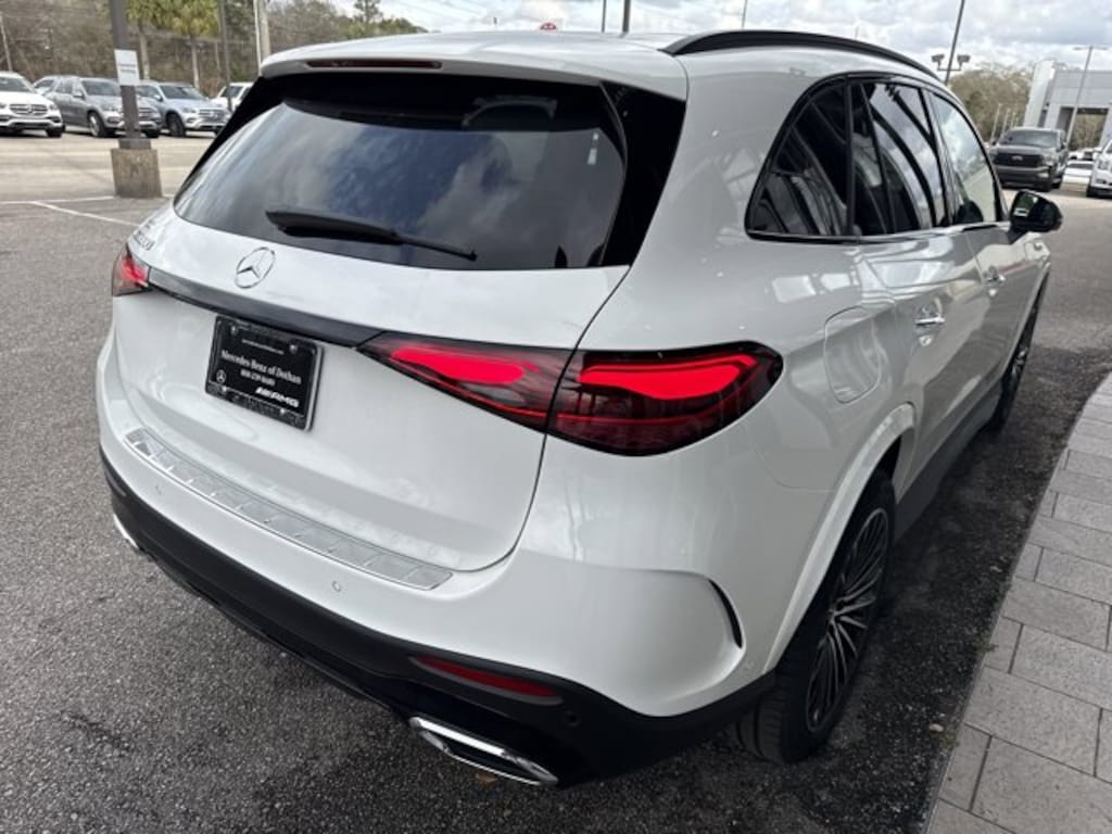 New 2026 Mercedes-Benz GLC 300 SUV