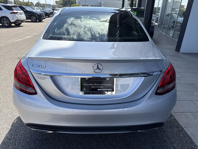 2017 Mercedes Benz C 300 photo 3