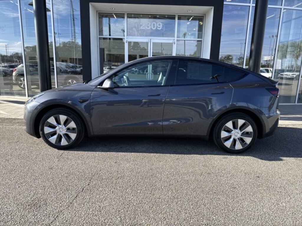 Used 2023 Tesla Model Y Long Range SUV