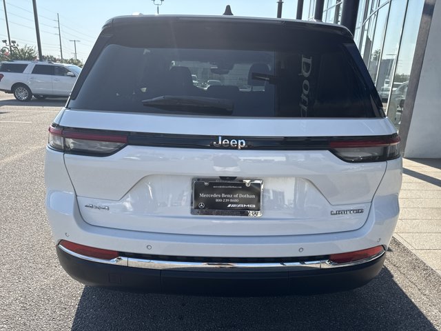2023 Jeep Grand Cherokee Limited photo 2