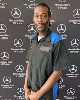 Staff member Darrell Andrews from ID_0bc89c