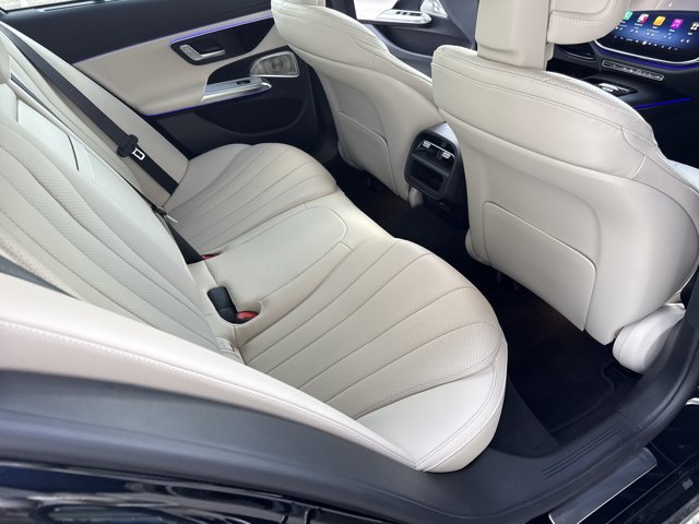 2025 Mercedes-Benz E-Class E350 - Photo 15