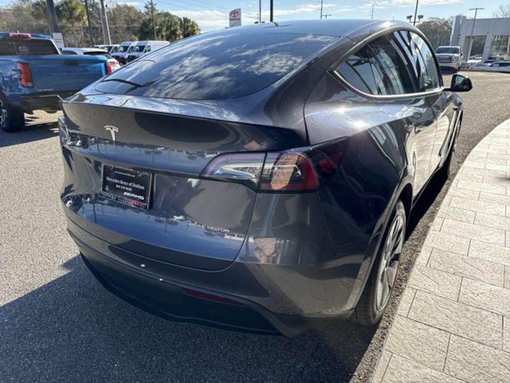 Used 2023 Tesla Model Y Long Range SUV