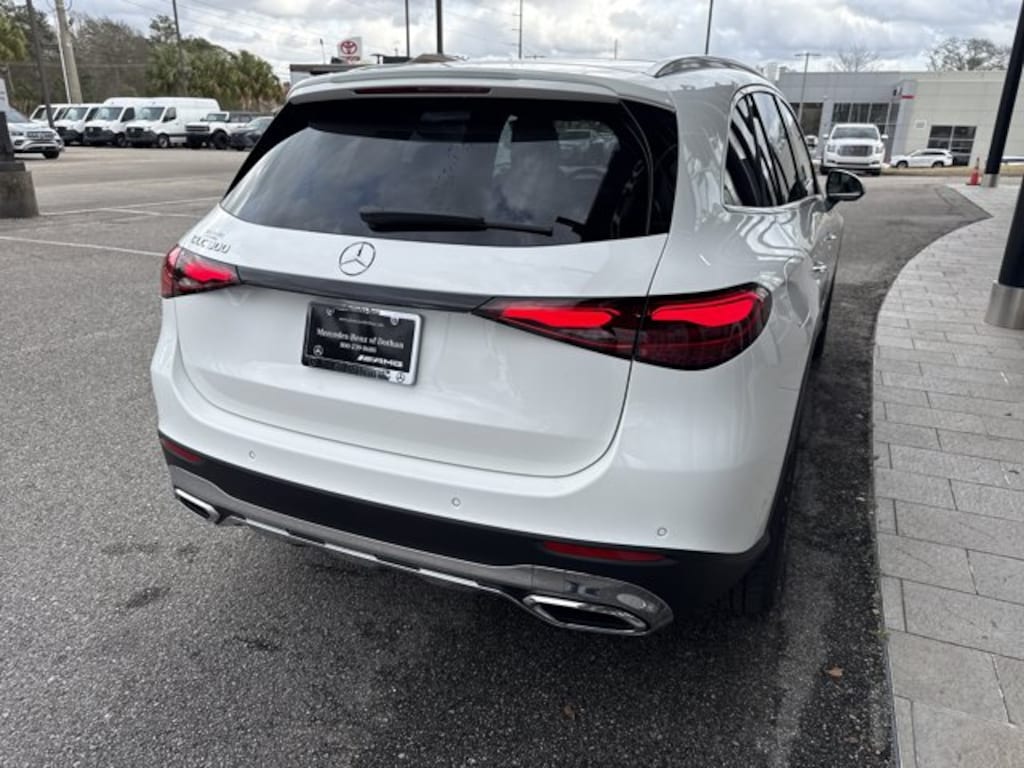 New 2026 Mercedes-Benz GLC 300 SUV