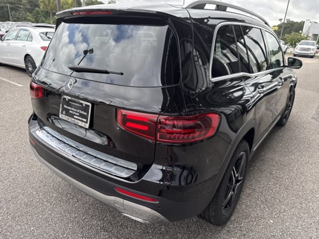 New 2026 Mercedes-Benz GLB 250 SUV
