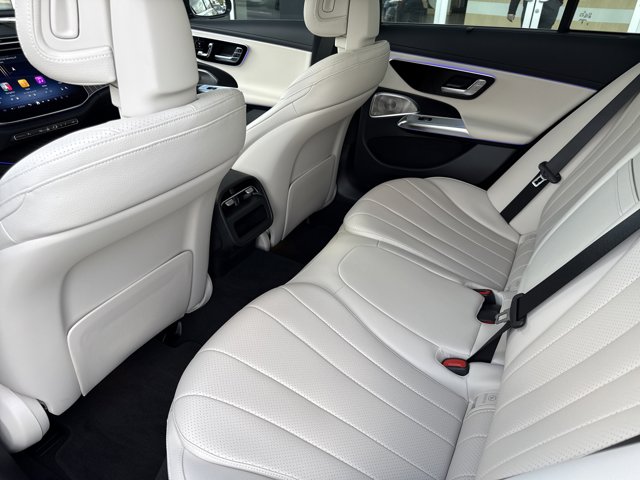 2025 Mercedes-Benz E-Class E350 - Photo 12