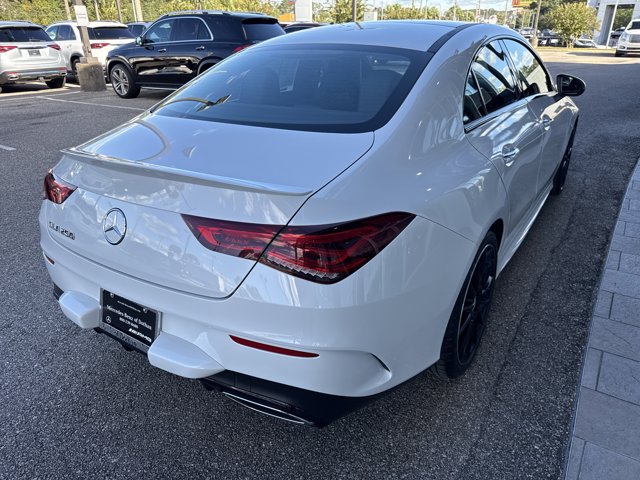 2022 Mercedes Benz CLA 250 photo 4