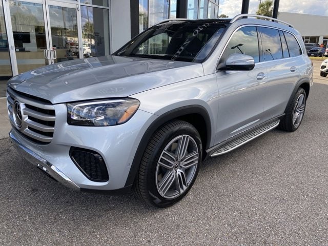 2025 Mercedes-Benz GLS Base's photo
