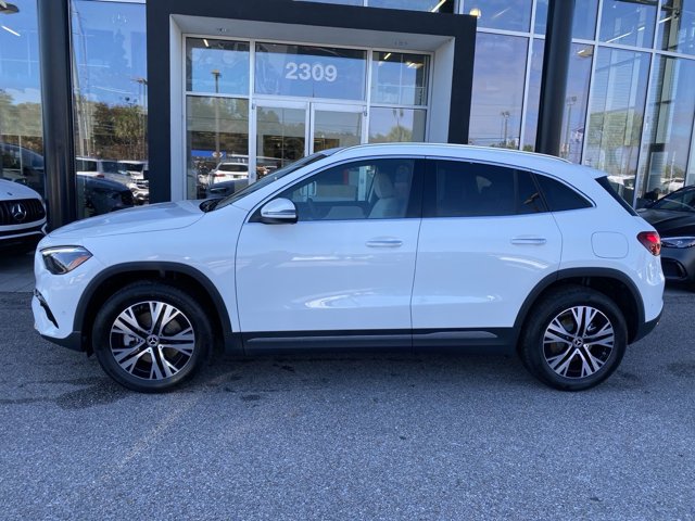 2025 Mercedes Benz GLA 250 photo 2