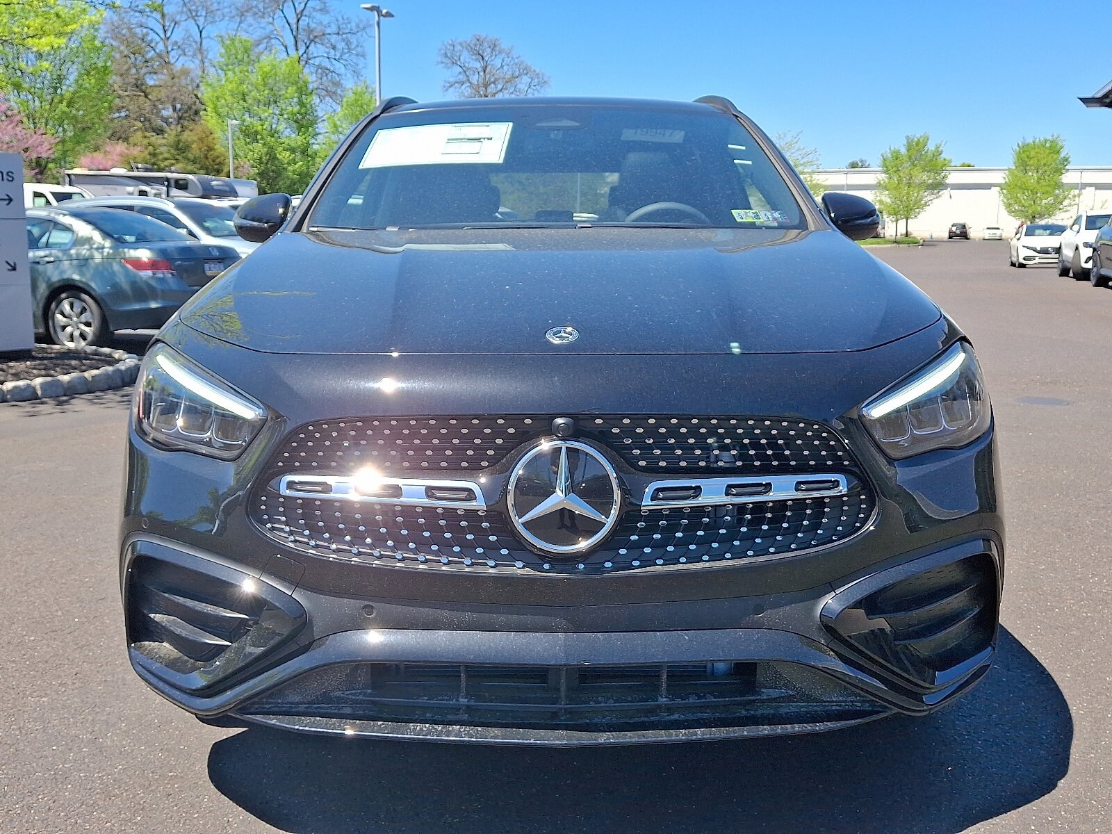 2025 Mercedes Benz GLA 250 4MATIC photo 2