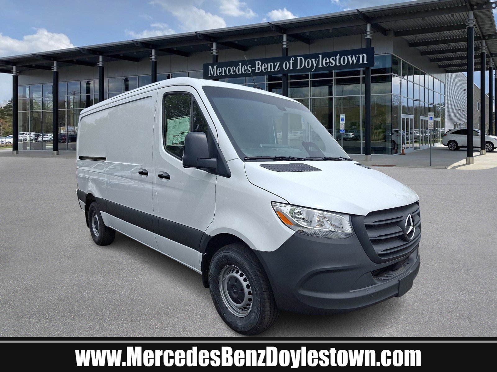 2026 Mercedes-Benz Sprinter 2500 144 WB's photo