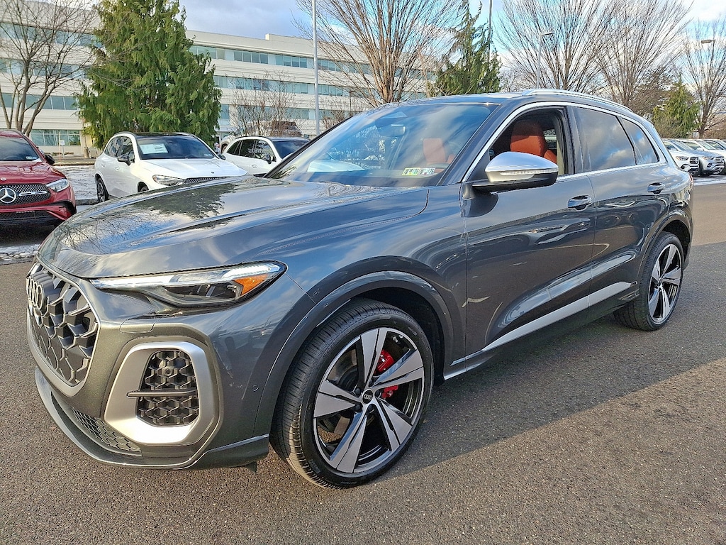 Used 2025 Audi SQ5 Prestige SUV