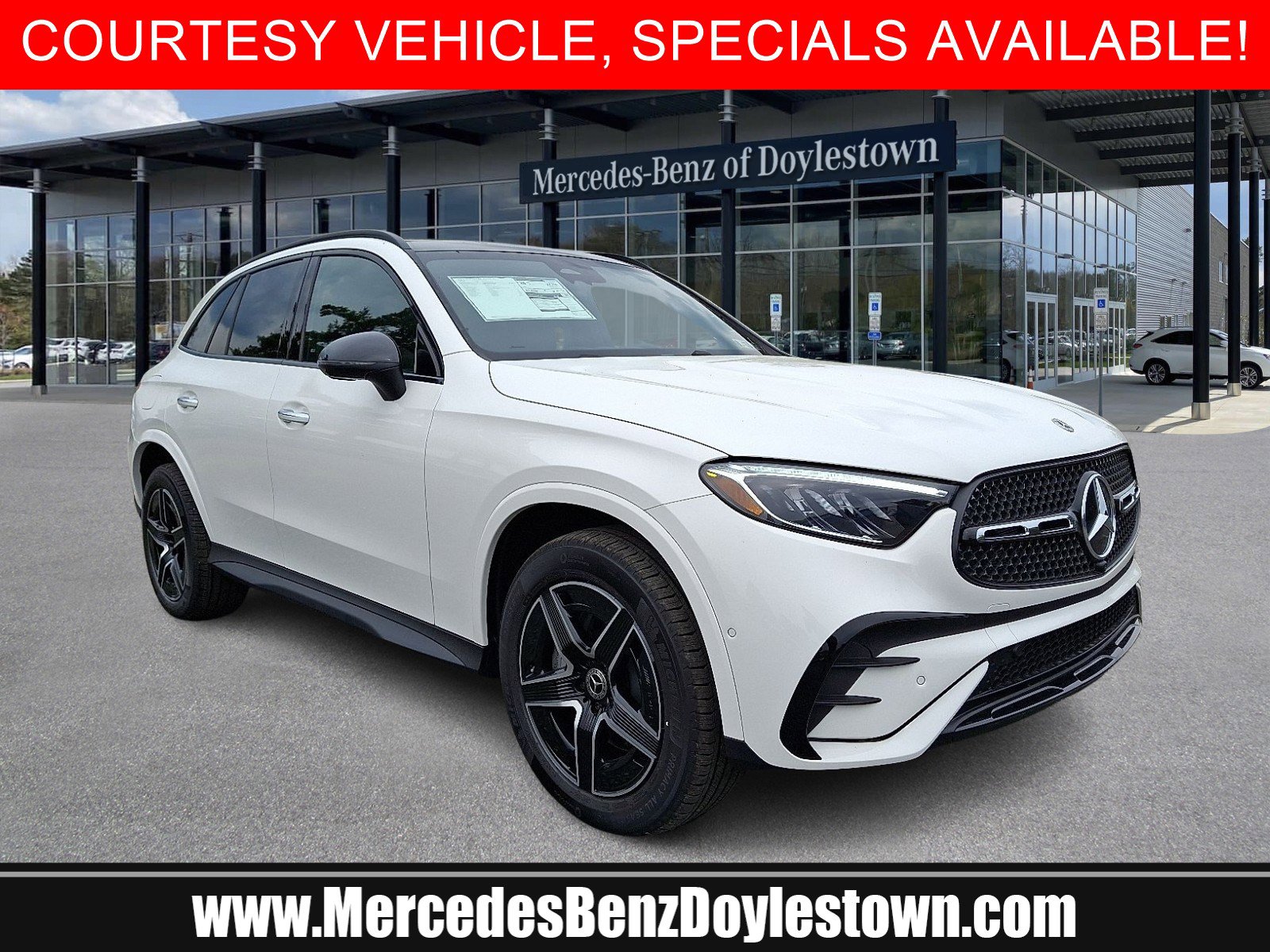 2025 Mercedes-Benz GLC Base's photo