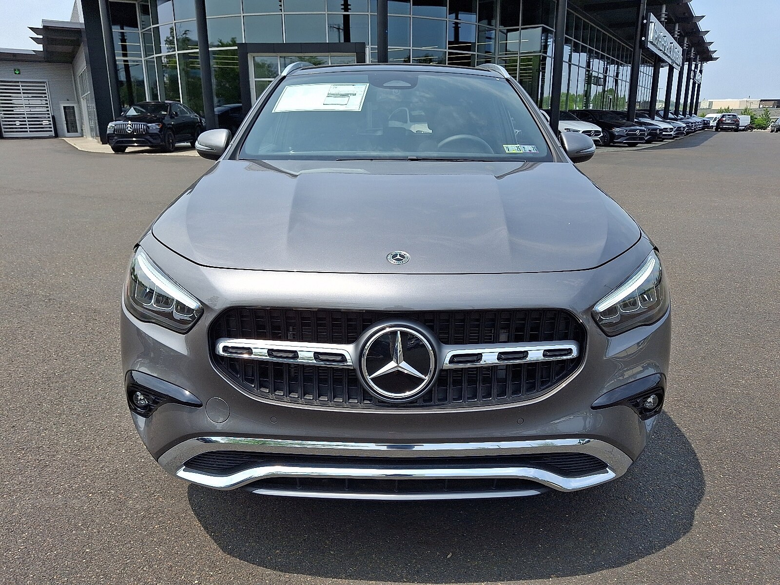 2025 Mercedes Benz GLA 250 4MATIC photo 2