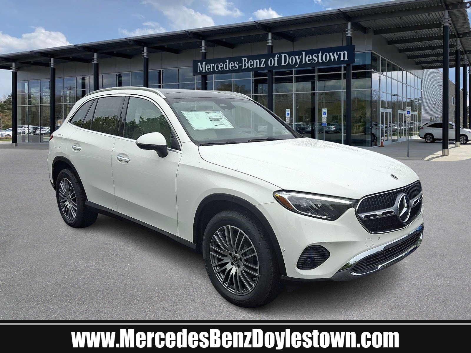 2027 Mercedes-Benz GLC Base