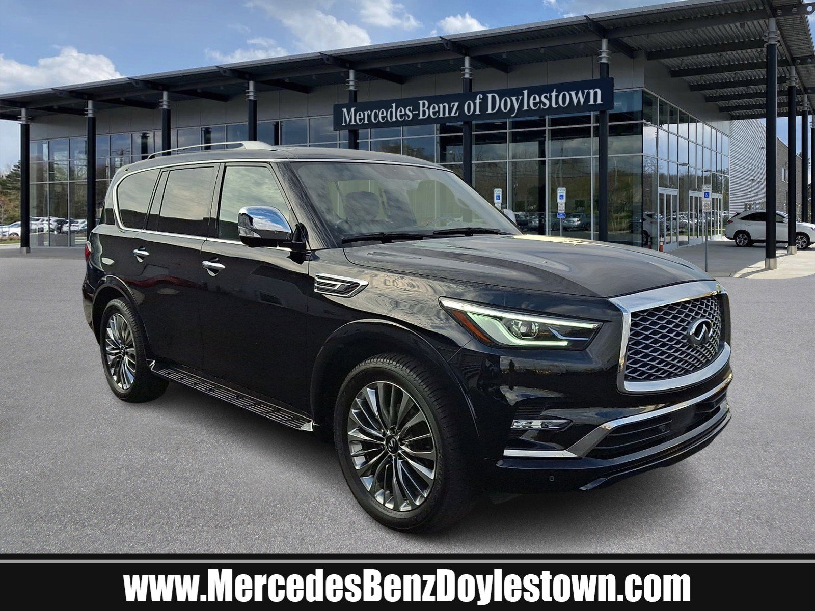 2021 INFINITI QX80 Sensory 4WD's photo