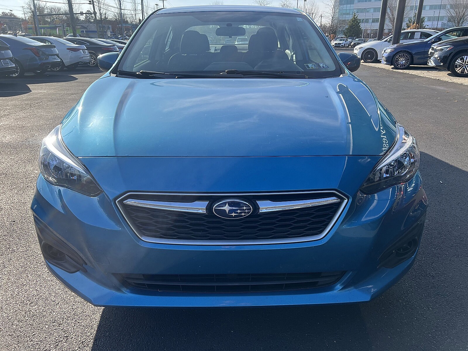 2018 Subaru Impreza 2.0i Premium photo 2