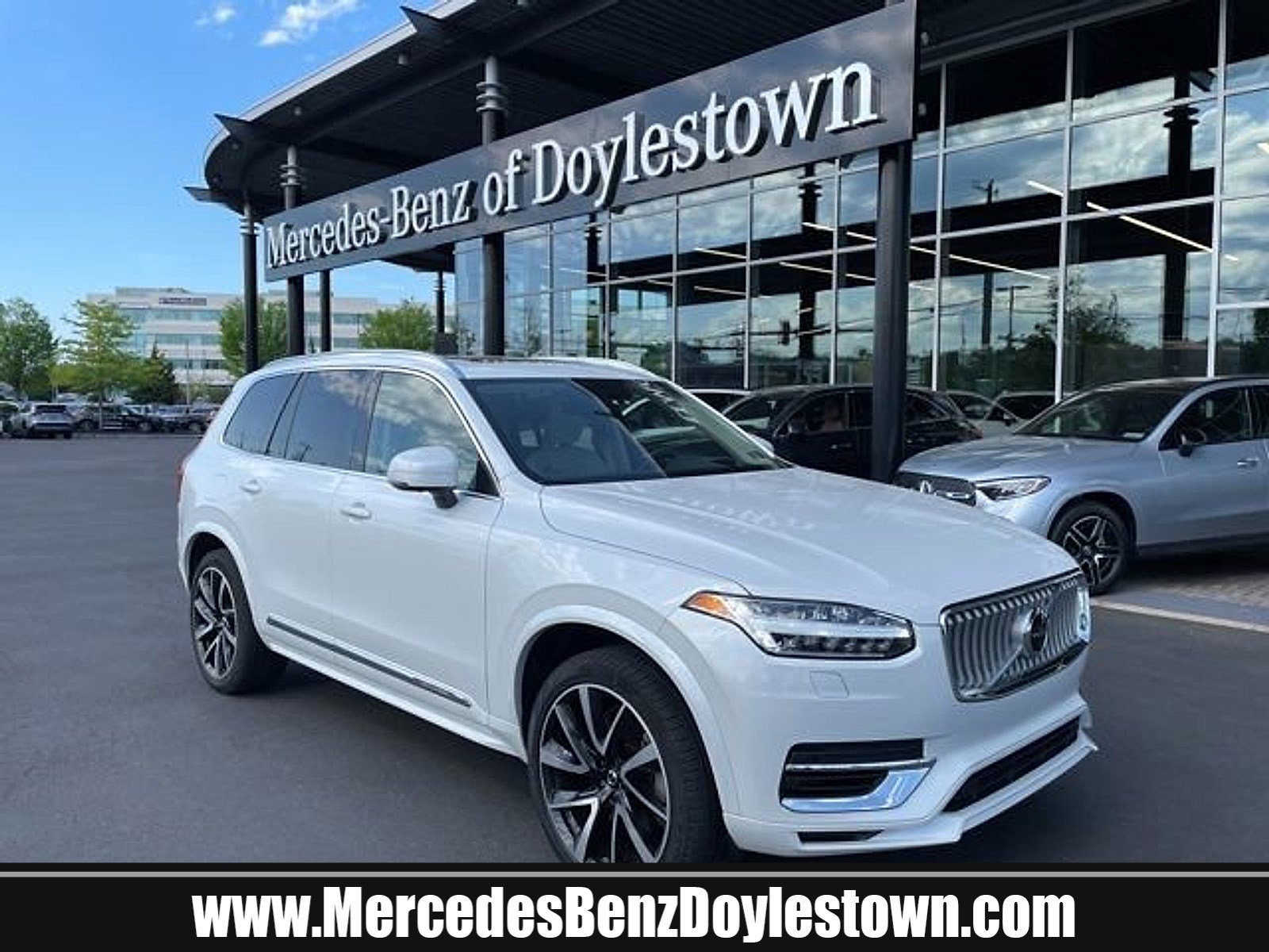 2022 Volvo XC90 T8 Recharge Inscrpt Exprsn Ex Rng 6 Pass's photo