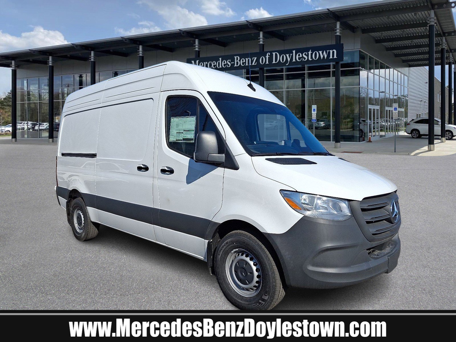 2026 Mercedes-Benz Sprinter 2500 144 WB's photo