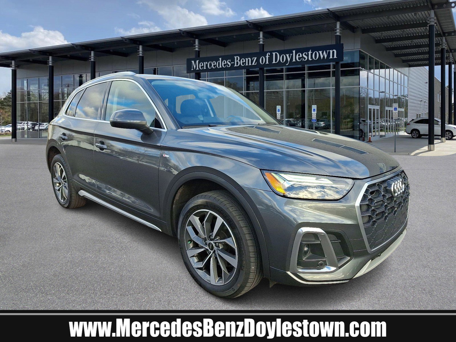 2022 Audi Q5 Premium Plus