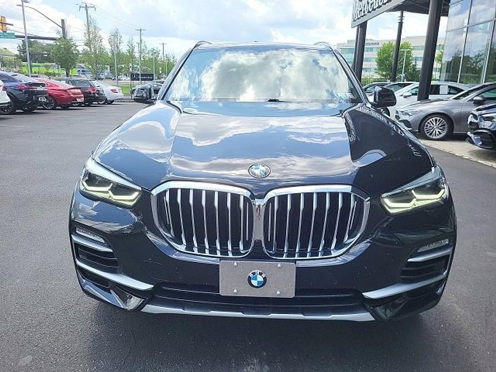 Used 2019 BMW X5 40i with VIN 5UXCR6C58KLL10927 for sale in Doylestown, PA