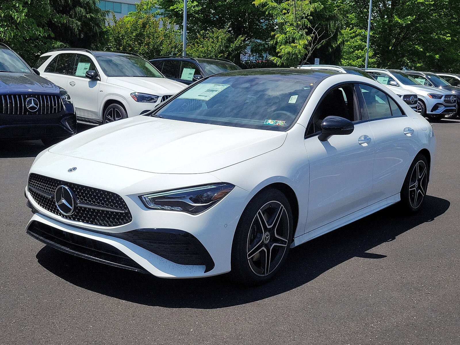 2025 Mercedes Benz CLA 250 4MATIC photo 3